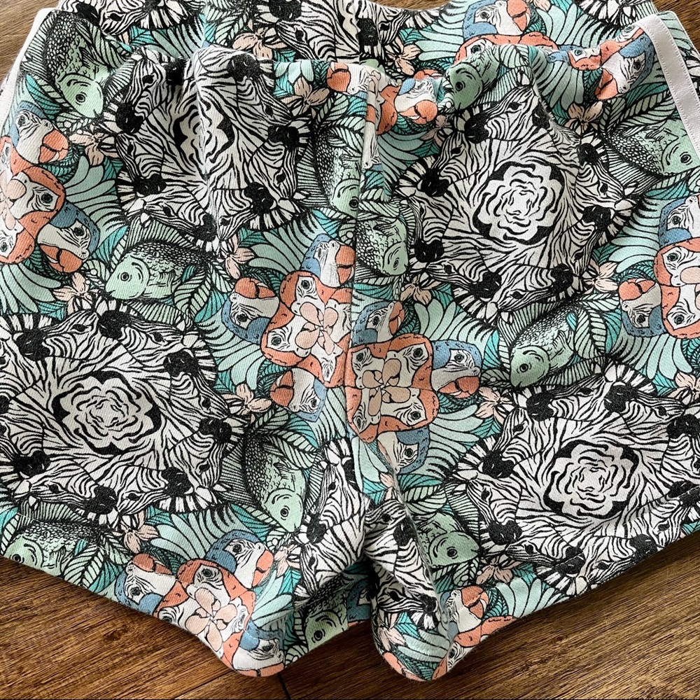 Adidas Originals Girls' Zooanimal Print Shorts - Picture 3 of 4